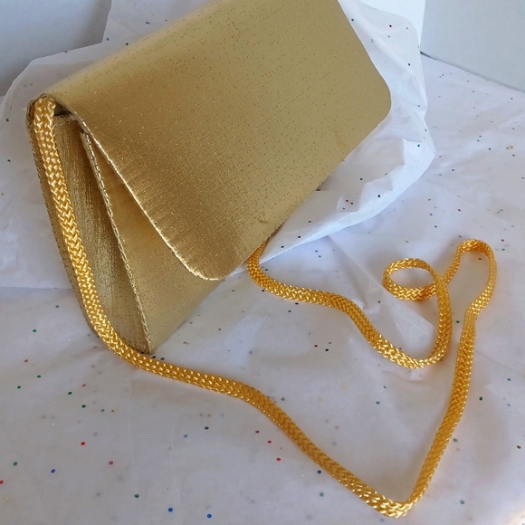 Vintage La Regale Gold Satin Clutch - Picture 9 of 10